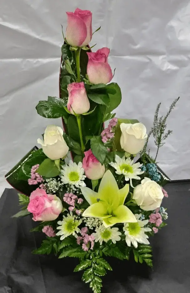 A bouquet with roses and lilies
