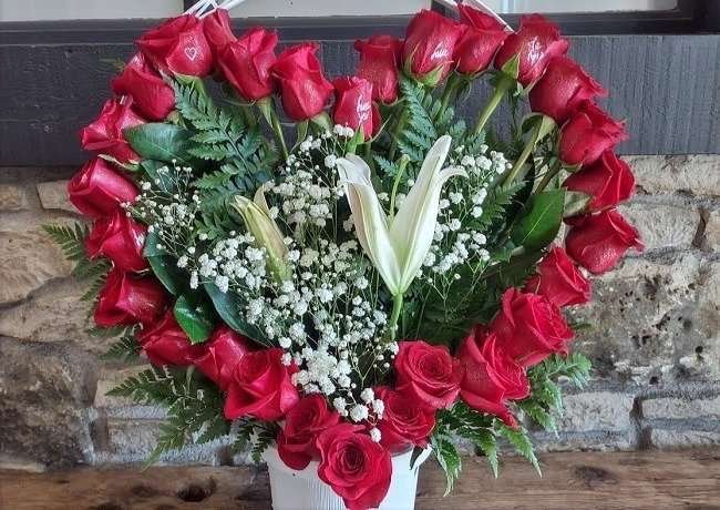 Red Heart of Roses. - Image 2