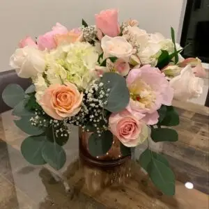 Lorena's Creation. Beautiful pink flowers in a vase